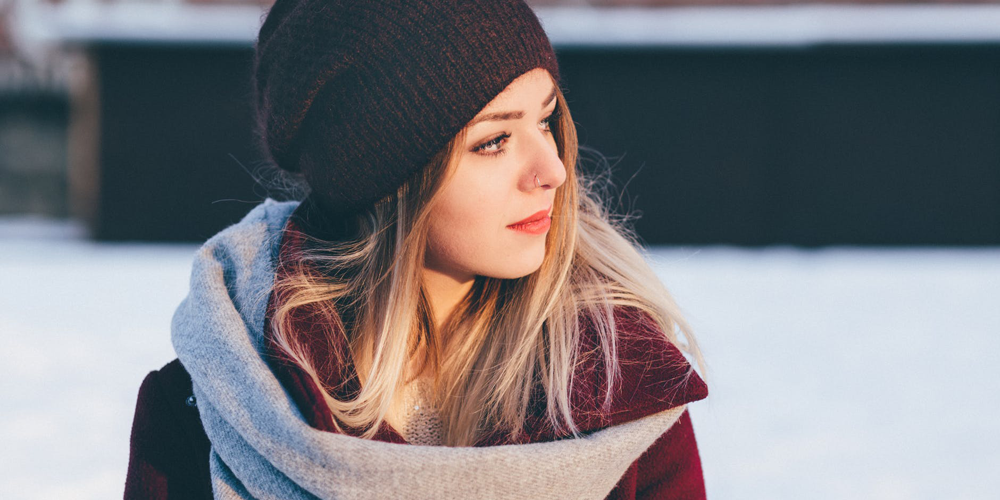 4 Ways To Hydrate Your Skin In Cold, Dry Weather